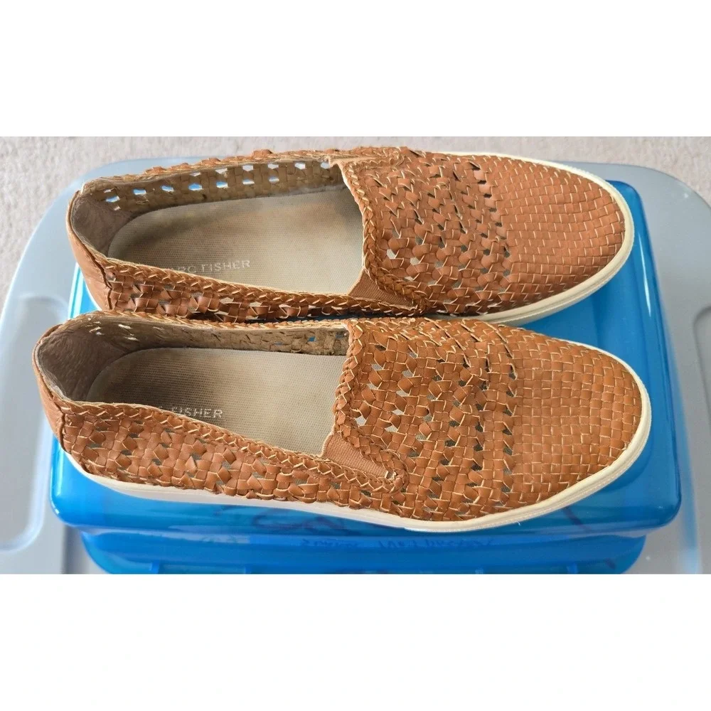 Marc Fisher Slip on Sneaker Shoes Womans Size 10 Has cut out designs light Brown